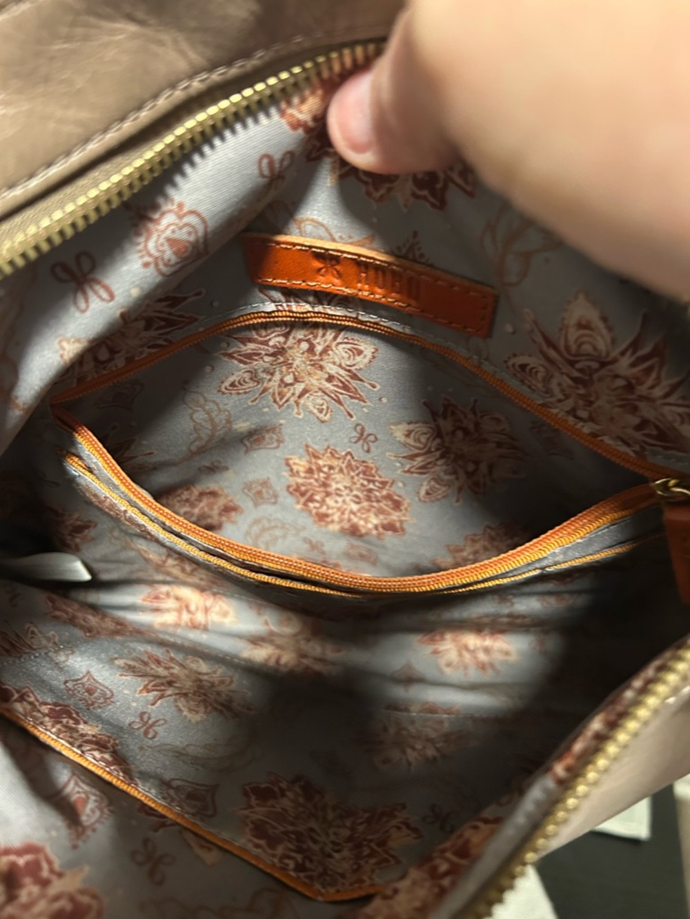 HOBO Taupe Leather Crossbody with Matching Taupe Wallet - Picture 9 of 16